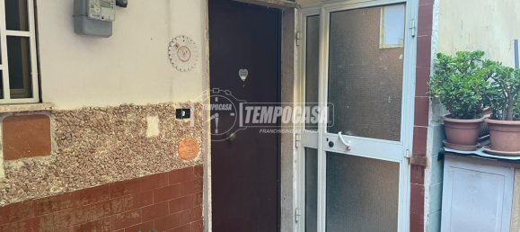 Studio in Naples, Italy, Nr. 293712 11