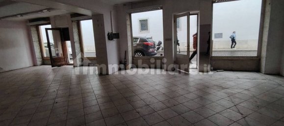 3 rooms Commercial property in Gorizia, Italy No. 49189 3