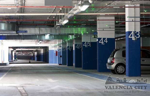 1200m² Parking in Valencia, Spain No. 948