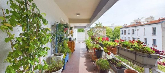 2 bedrooms Duplex in Montreuil, France No. 151165 10