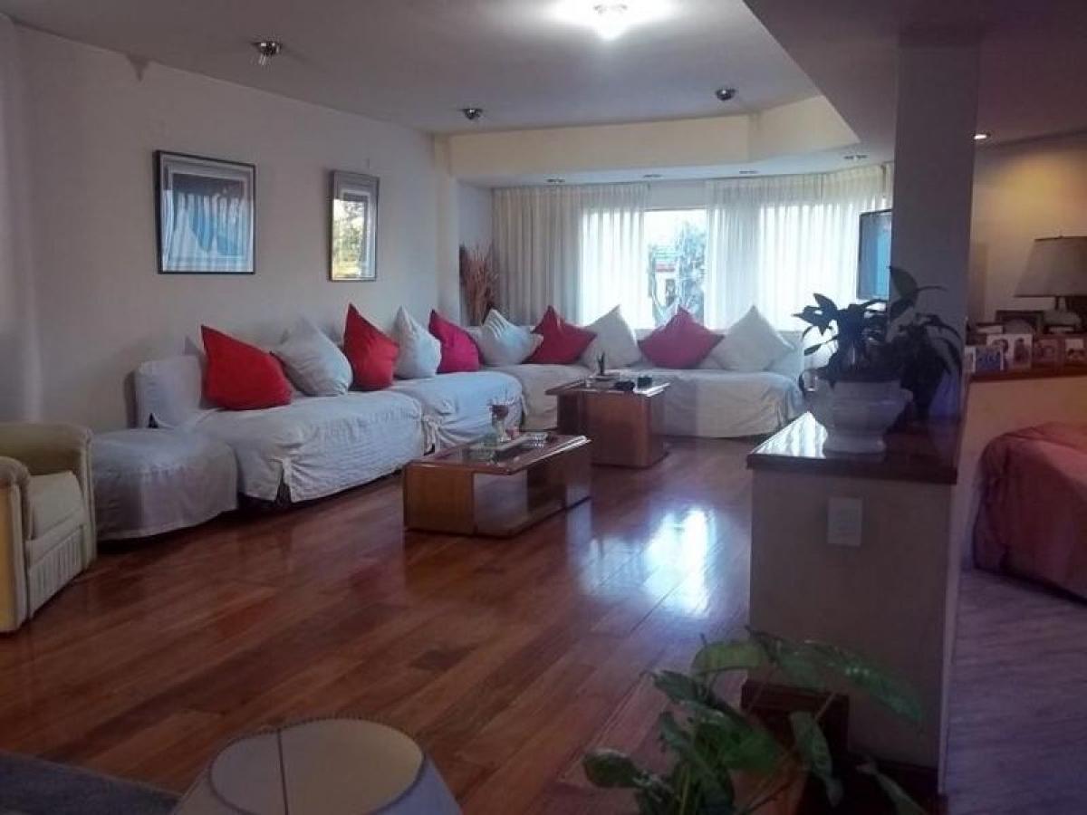 5 bedrooms House in Bermudez, Argentina No. 100241