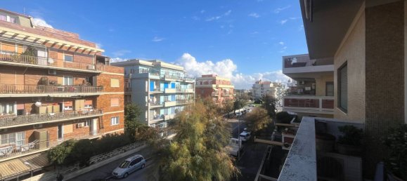 Apartamento de 3 habitaciónes en Rome, Italy No. 216935 14