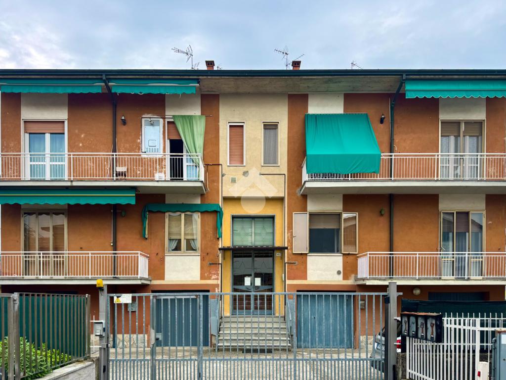 2 bedrooms Apartment in Broni, Italy No. 340389