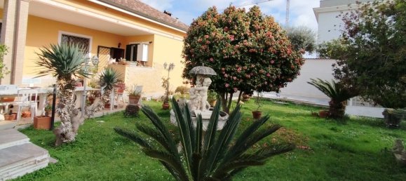 6-salle Villa à Pomezia, Italy No. 228146 3