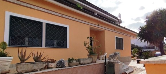 6-salle Villa à Pomezia, Italy No. 228146 8