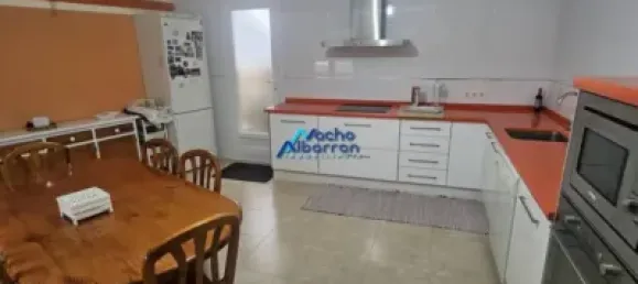 Таунхаус с 5 спальнями в Бадахос, Испания № 165344 4