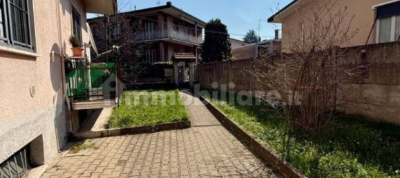 Apartamento T2 em Saronno, Italy N.º 378929 2