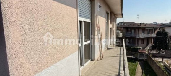Apartamento T2 em Saronno, Italy N.º 378929 8