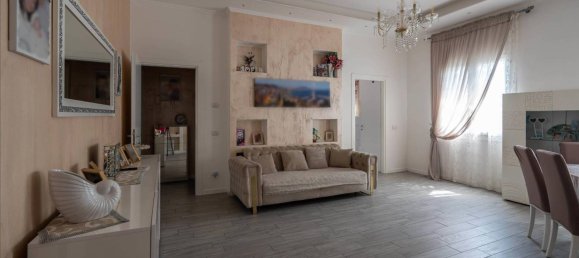 2 bedrooms Apartment in Felino, Italy No. 355037 3