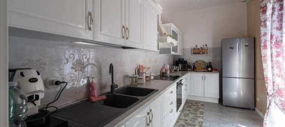 2 bedrooms Apartment in Felino, Italy No. 355037 7