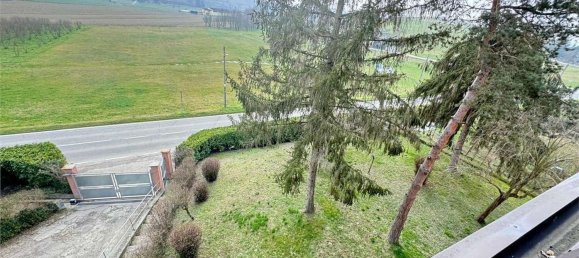 2 rooms Apartment in Isola d'Asti, Italy No. 205099 4