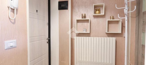 3 bedrooms Apartment in Reggio Emilia, Italy No. 333267 3