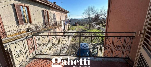 4 bedrooms House in Asti, Italy No. 278680 6