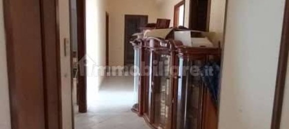 5 rooms Apartment in San Polo dei Cavalieri, Italy No. 276599 4