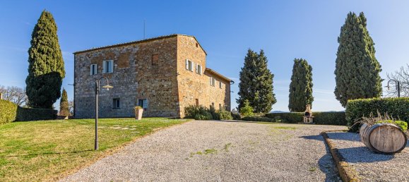 590m² Hotel in Torrita di Siena, Italy No. 232166 3