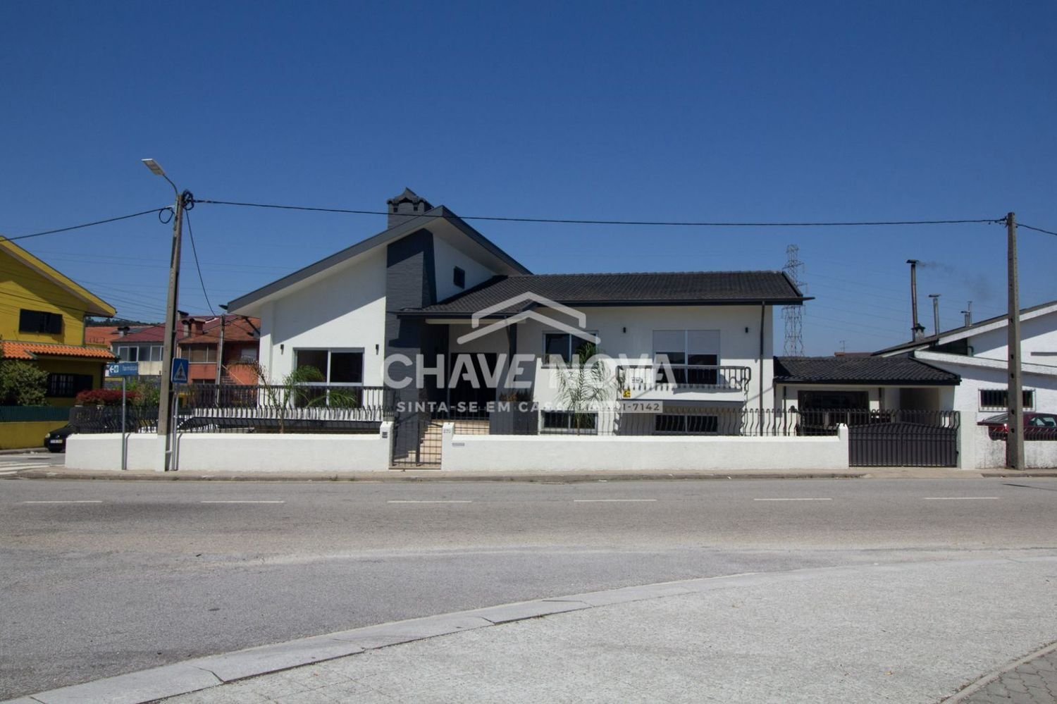 3 bedrooms House in Alfena, Portugal No. 200081