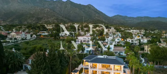 6 bedrooms Villa in Marbella, Spain No. 92121 74