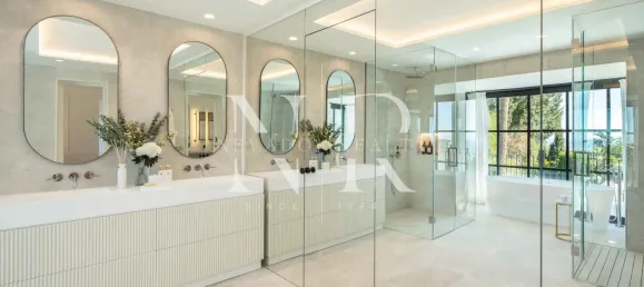 6 bedrooms Villa in Marbella, Spain No. 92121 50