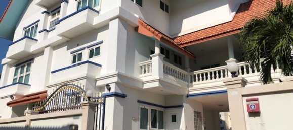 9 bedrooms Cafe / restaurant in Pattaya, Thailand No. 1065 2