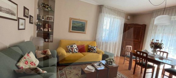 Apartamento de 4 habitaciónes en Fiorano Modenese, Italy No. 24186 3