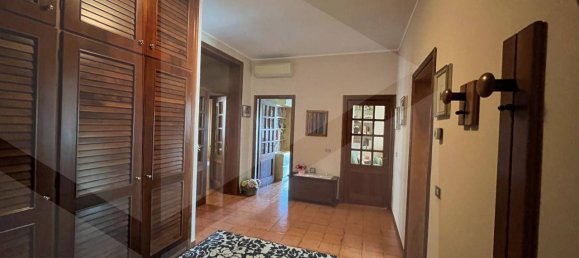 Apartamento de 4 habitaciónes en Fiorano Modenese, Italy No. 24186 7