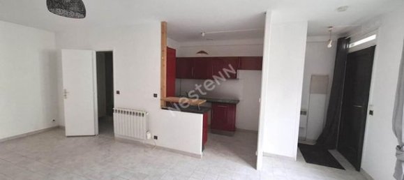 Studio in Pontoise, France, Nr. 361380 6