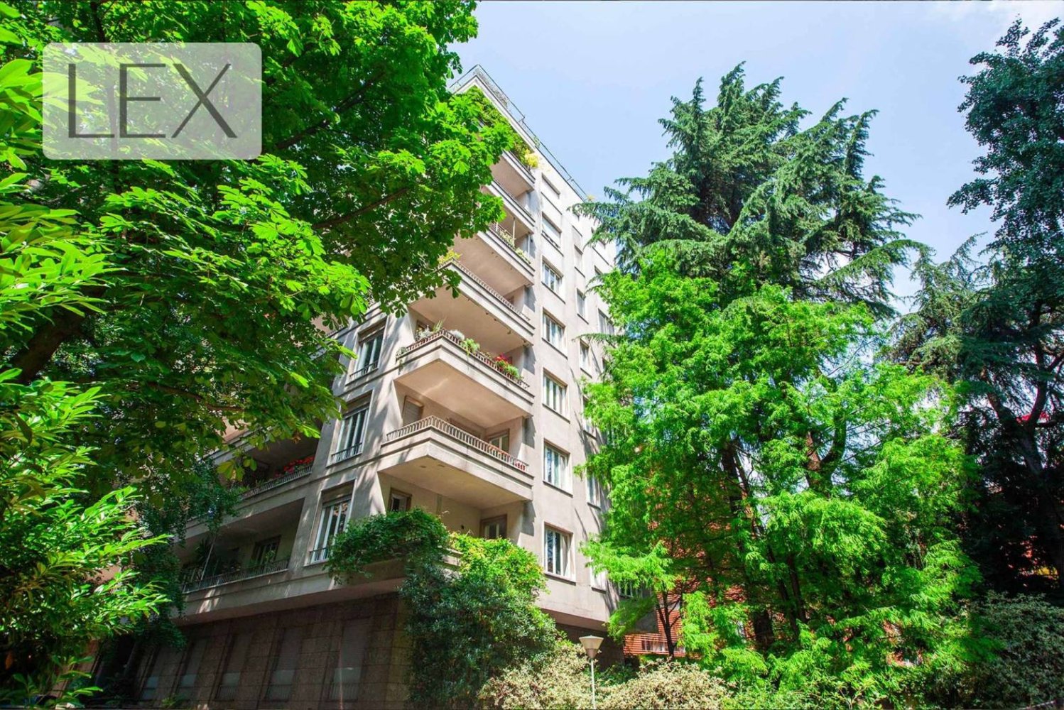 Квартира с 1 спальней в Милан, Италия № 380436