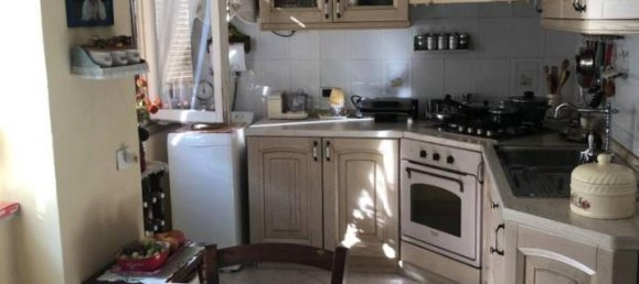 4 rooms Apartment in Piombino, Italy No. 105732 2