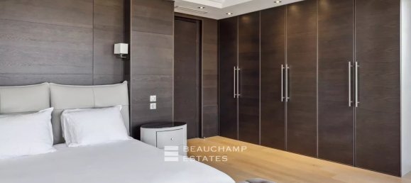 3 bedrooms Penthouse in Antibes, France No. 291843 8