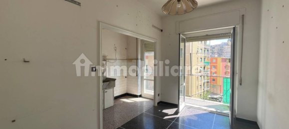 Apartamento de 2 dormitorios en Genoa, Italy No. 337221 4