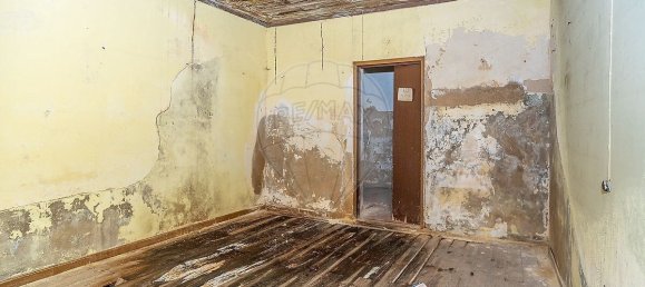 612m² Building in Faro, Portugal No. 65899 45