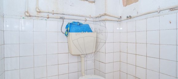 612m² Building in Faro, Portugal No. 65899 11