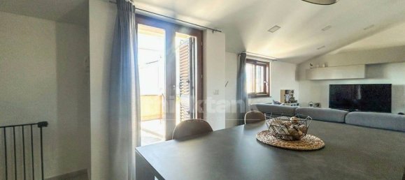 7 rooms Apartment in San Giovanni la Punta, Italy No. 148557 10