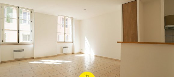 Studio in Marseille, France No. 349869 2