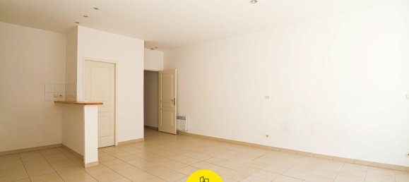 Studio in Marseille, France No. 349869 4