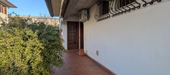 4 rooms House in Bassano del Grappa, Italy No. 52327 24