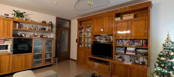 4 rooms House in Bassano del Grappa, Italy No. 52327 8