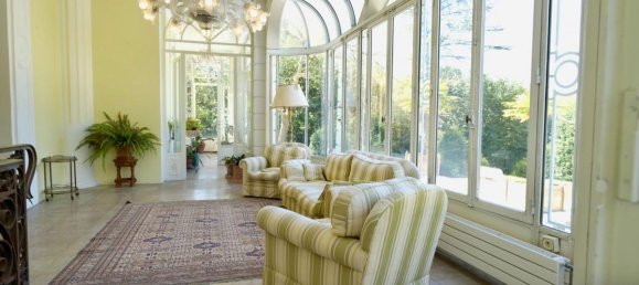 10 bedrooms Castles in Seine-et-Marne, France No. 328931 7