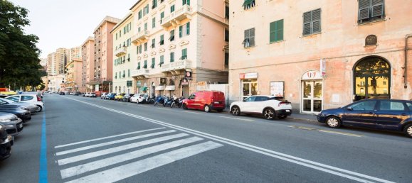 4 chambres Appartement à Genoa, Italy No. 352325 3