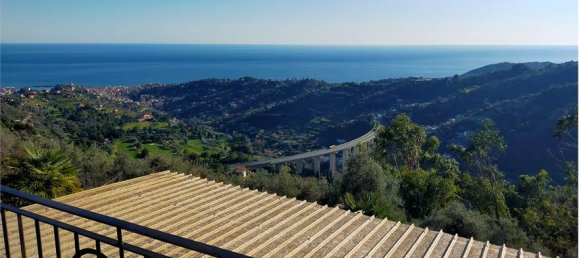 3 bedrooms Villa in Sanremo, Italy No. 218630 10