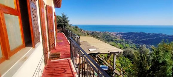 3 bedrooms Villa in Sanremo, Italy No. 218630 3