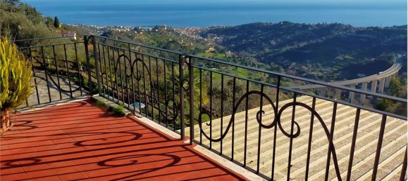 3 bedrooms Villa in Sanremo, Italy No. 218630 6