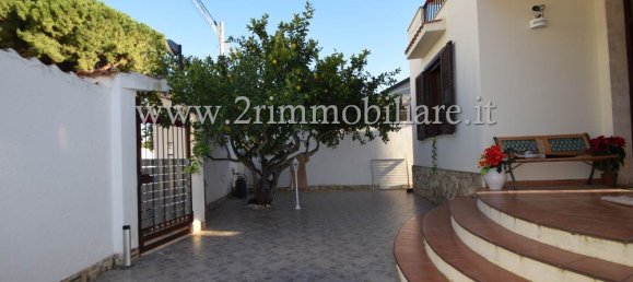 3 bedrooms Villa in Mazara del Vallo, Italy No. 161915 2