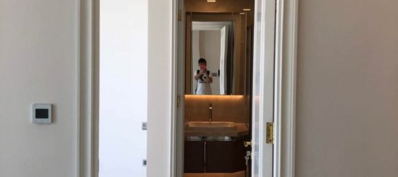 2 rooms Office in District 1, Vietnam No. 18019 4