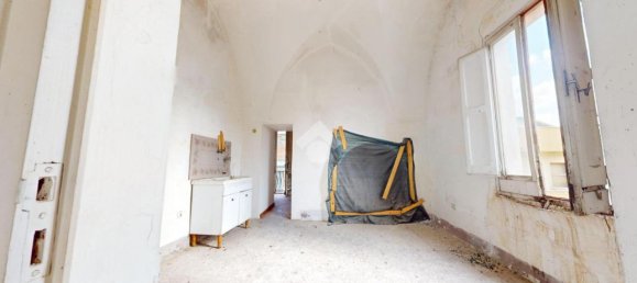 3 rooms House in Francavilla Fontana, Italy No. 26547 3