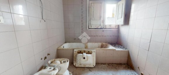 3 rooms House in Francavilla Fontana, Italy No. 26547 19