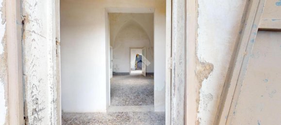 3 rooms House in Francavilla Fontana, Italy No. 26547 9