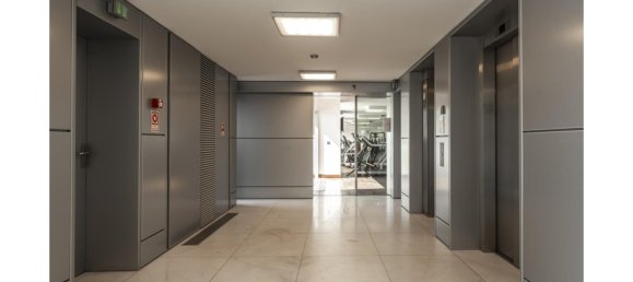 4 bedrooms Apartment in Lisbon, Portugal No. 110044 20