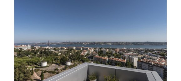 4 bedrooms Apartment in Lisbon, Portugal No. 110044 14