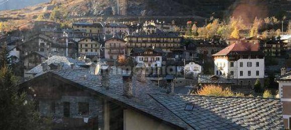 5 rooms Apartment in La Thuile, Italy No. 166249 8